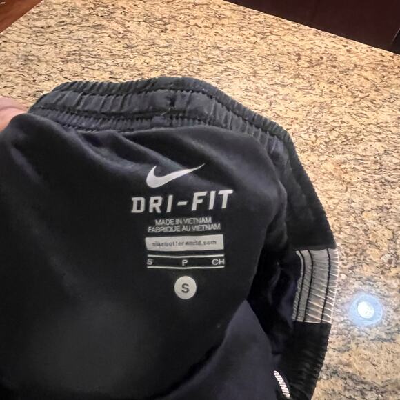 Nike Women's Dri-FIT S Running Walking‎ Shorts Gym Black White Grey - Picture 4 of 7